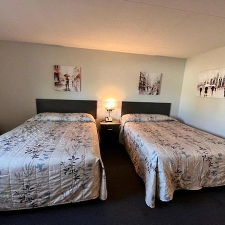 Kirkfield Motor Hotel Виннипег Экстерьер фото